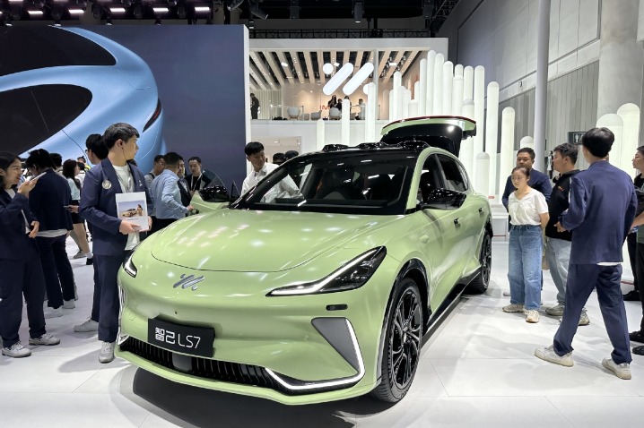 China's NEV industry thrives amid fierce competition