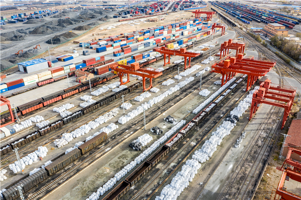 China-Europe freight train cargo throughput handled by China's land port exceeds 12m tons