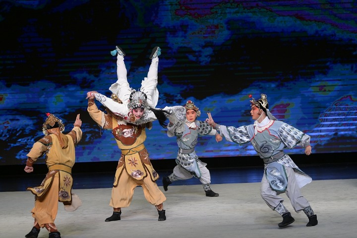 Classic Wuju Opera piece greets audience in Kunshan