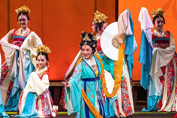 The 5th Hubei Traditional Chinese Opera Arts Festival opens