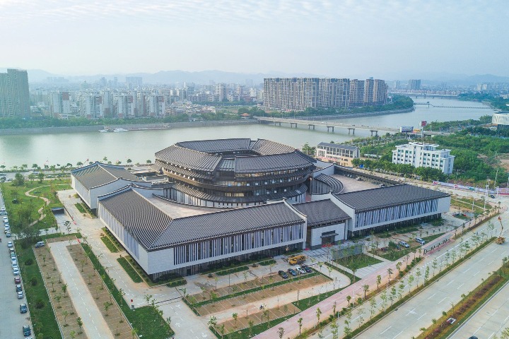 6th World Hakka Businessmen Convention in Meizhou to promote foreign exchange, GBA development