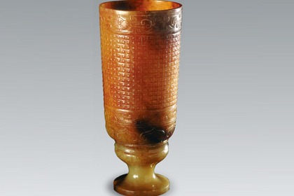 Jade cup from 2,000 years ago decorated with exquisite carved patterns