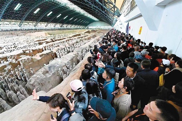 Qinshihuang's Mausoleum Site Museum sets new annual reception record