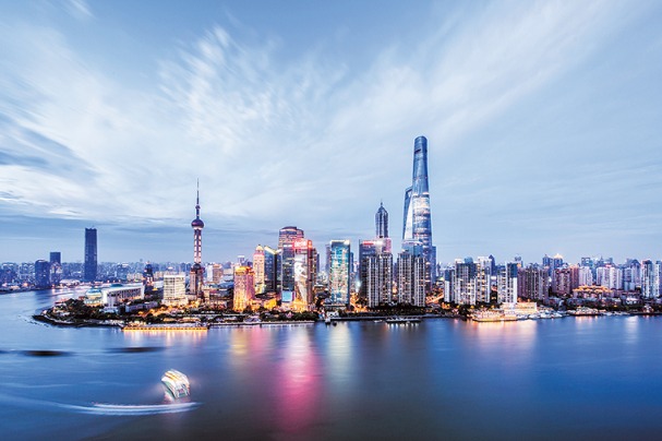 Shanghai in the eyes of global executives: a thriving international financial center