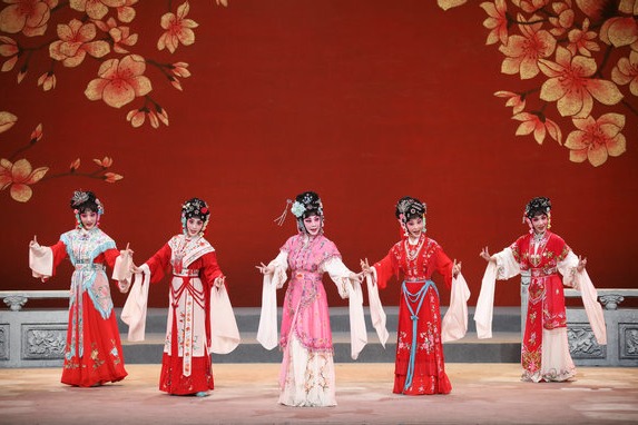 Peking Opera celebration comes to gala end