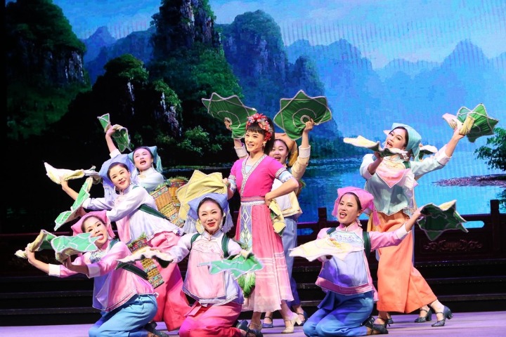 Modern Caidiao Opera work greets audiences in Shaanxi