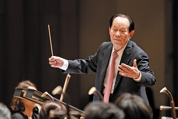 Iconic composer and conductor delivers a masterful performance