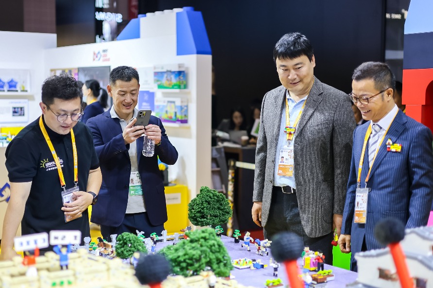 Legoland theme park to boost tourism in China