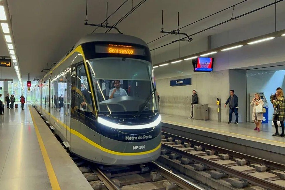 China-made metro trains put to test in Portugal
