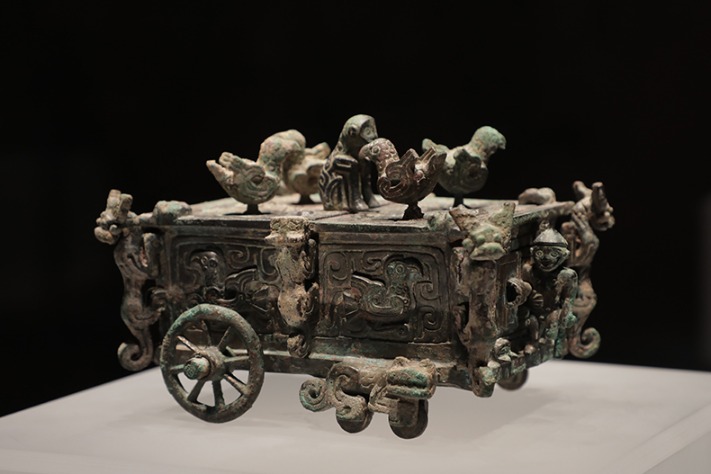 Bronze cart model provides insight into ancient Chinese criminal punishment