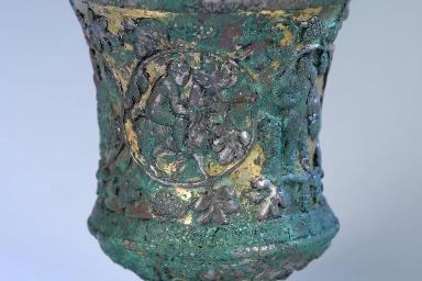 5th century goblet decorated with grape and child patterns