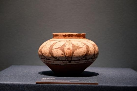 Henan exhibition sheds light on archaeological finds of Huangshan site