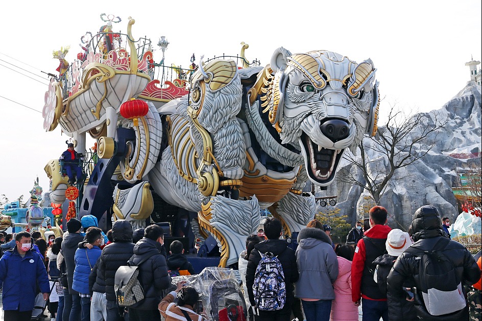 China's theme parks increase in revenue and development