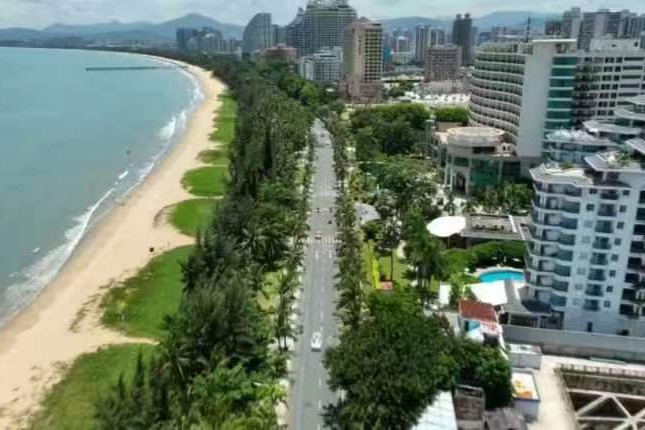 Hainan celebrates opening of Hainan Coastal Scenic Highway
