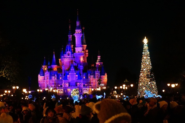 Shanghai Disney Resort and its Christmas season