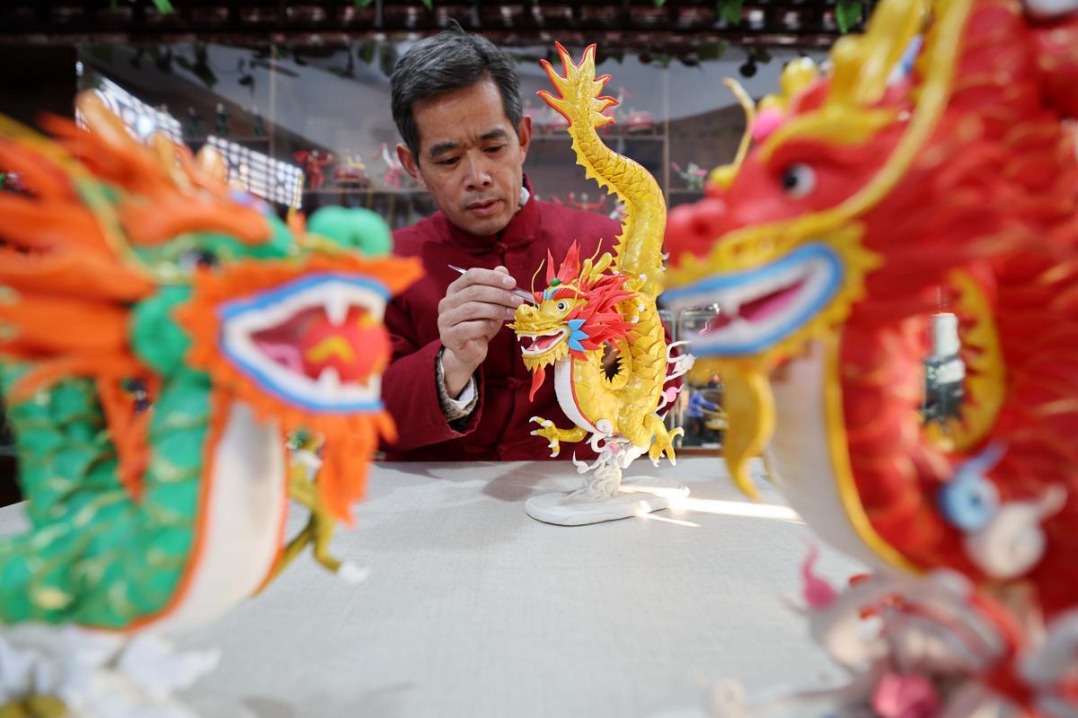 Shandong province artists welcome the New Year with dough creations