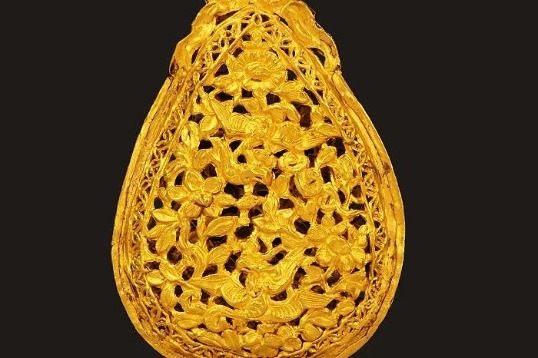 Gold accessory offers insights into aristocratic fashion 1,000 years ago