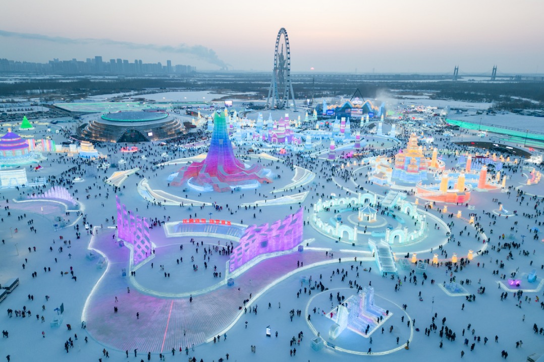 China's ice-and-snow attractions prove hits through variety, warmth