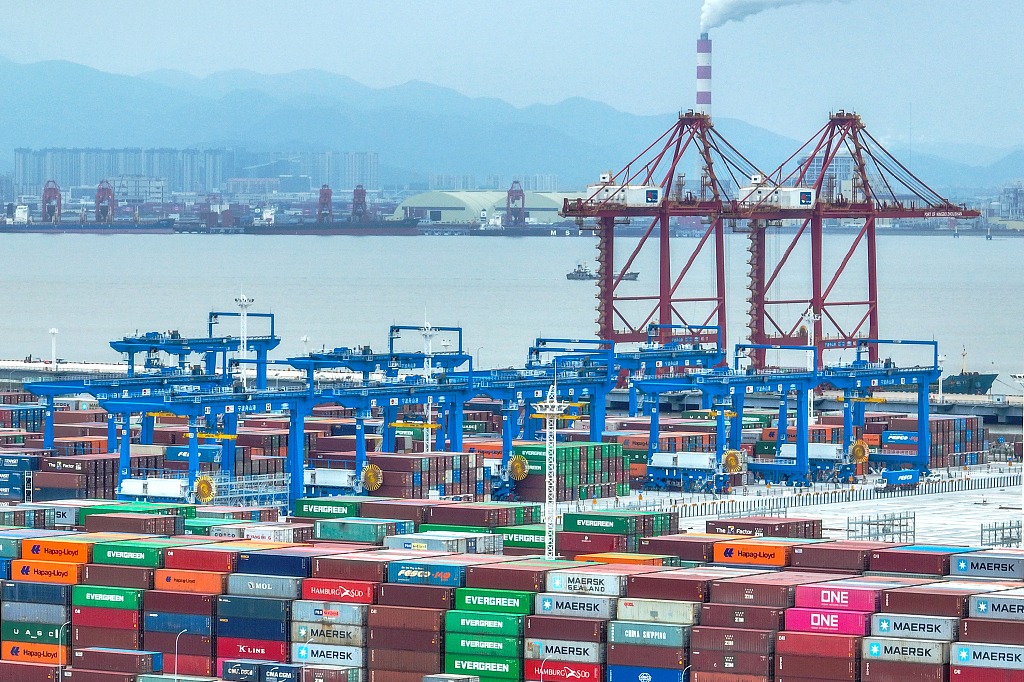 China's Ningbo-Zhoushan port sees rising cargo, container throughput in 2023