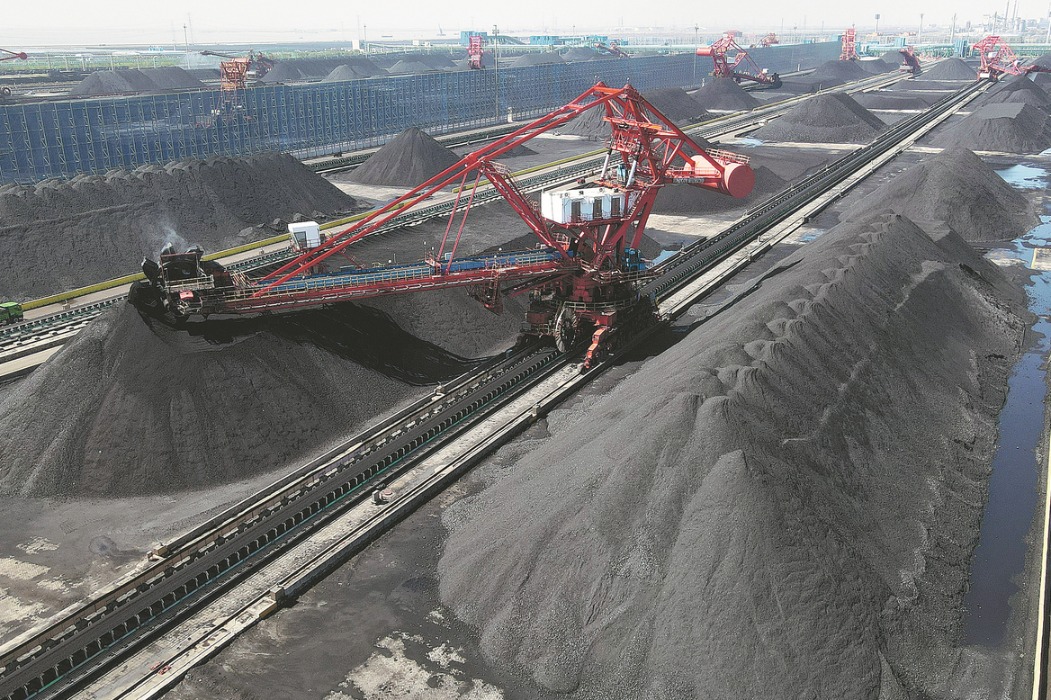 China's coal output up 1.9% in December
