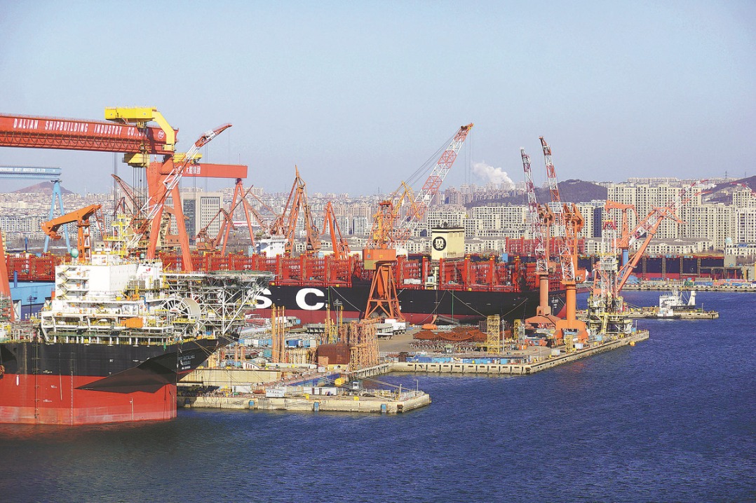China's shipbuilding sector retains top position worldwide
