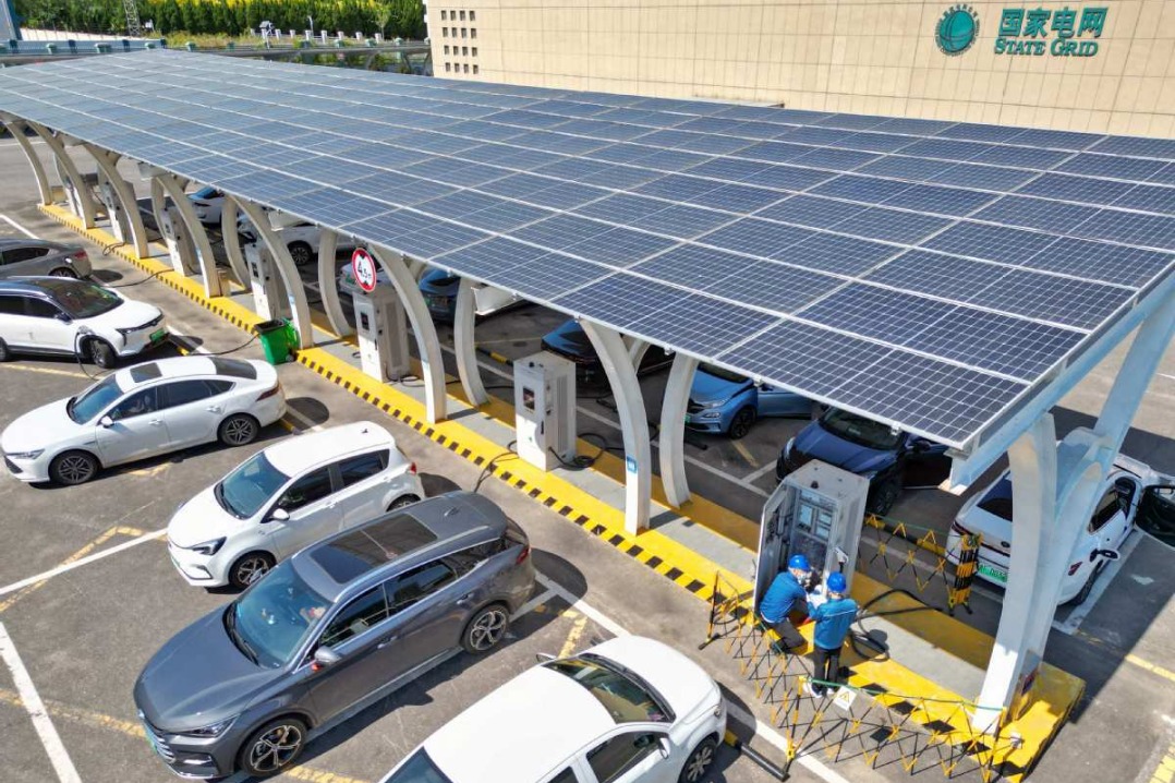 China's EV charging piles see robust growth in 2023