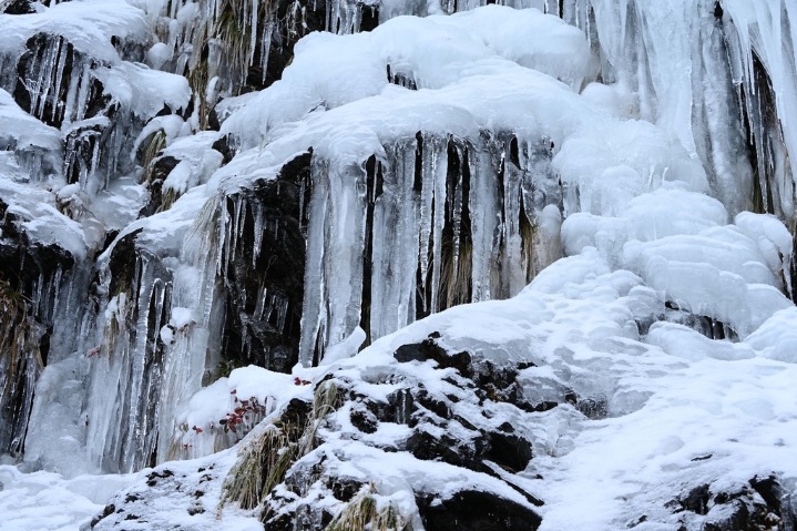 Frozen wonders at Fanjing Mountain in Guizhou