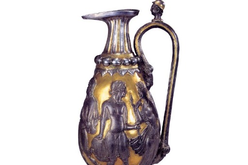 6th-century ewer a combination of Eastern and Western cultures