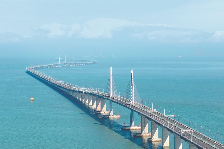 Hong Kong-Zhuhai-Macao Bridge hits new record for daily passenger flow