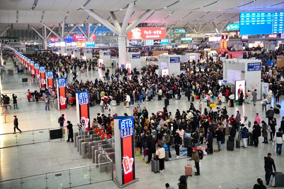 Chinese railways record 99.46m passenger trips during Spring Festival holiday