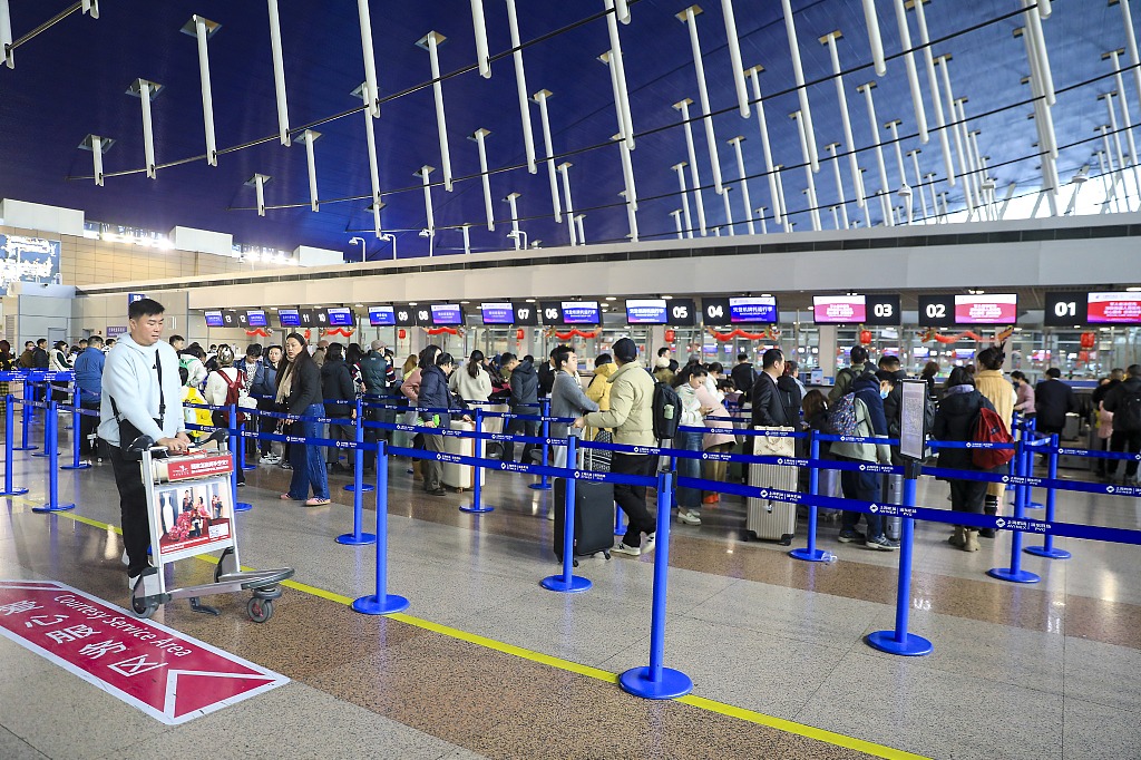 Shanghai's two airports see mass growth in tourism over Spring Festival