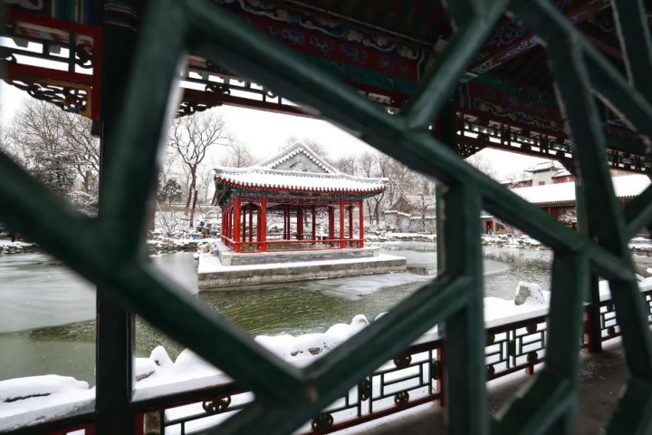 Prince Kung’s Palace Museum encounters inaugural snow in the Year of the Dragon