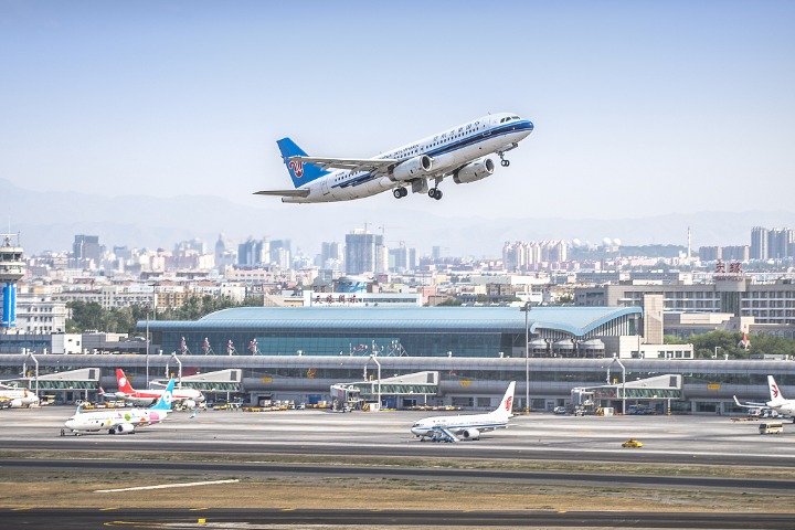 Xinjiang set to boost air trip business