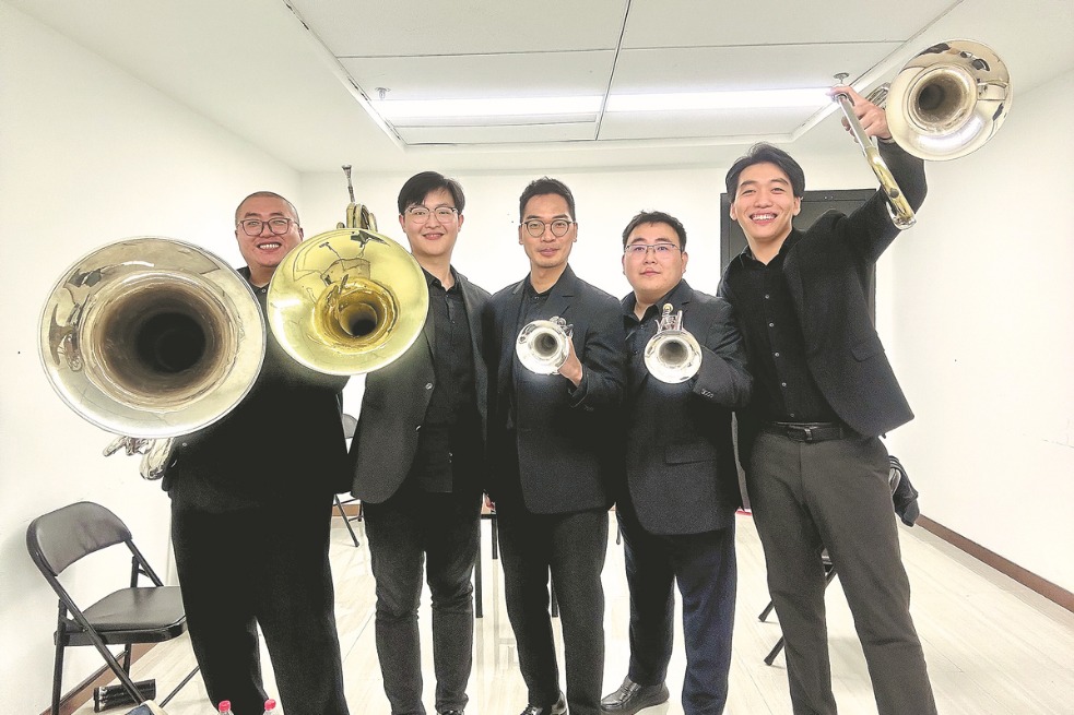 Taiwan trumpeter loving life playing in mainland orchestra