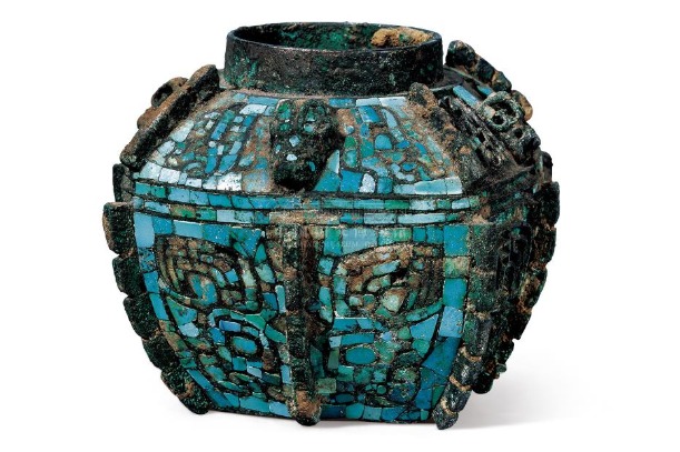 Wine container from 3,000 years ago embedded with turquoise