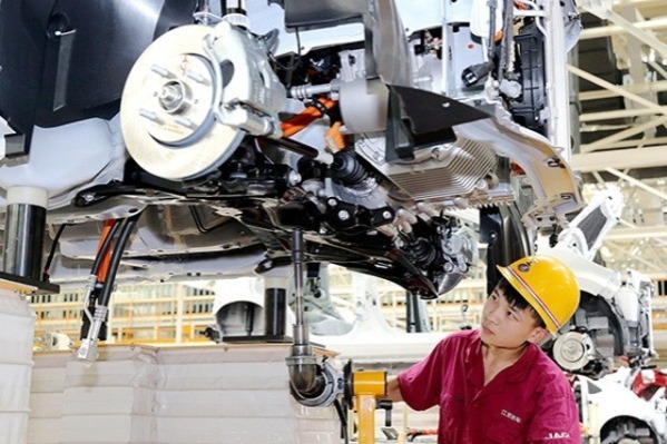 China's auto sales up 10.6% in Q1