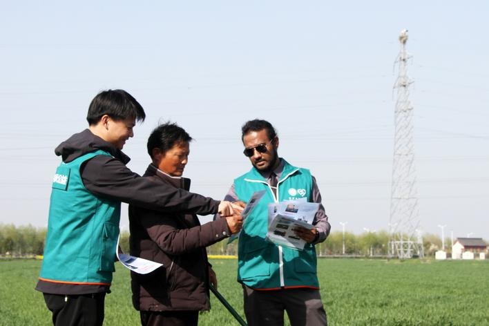 International volunteers attend bird watching event in Yangzhou
