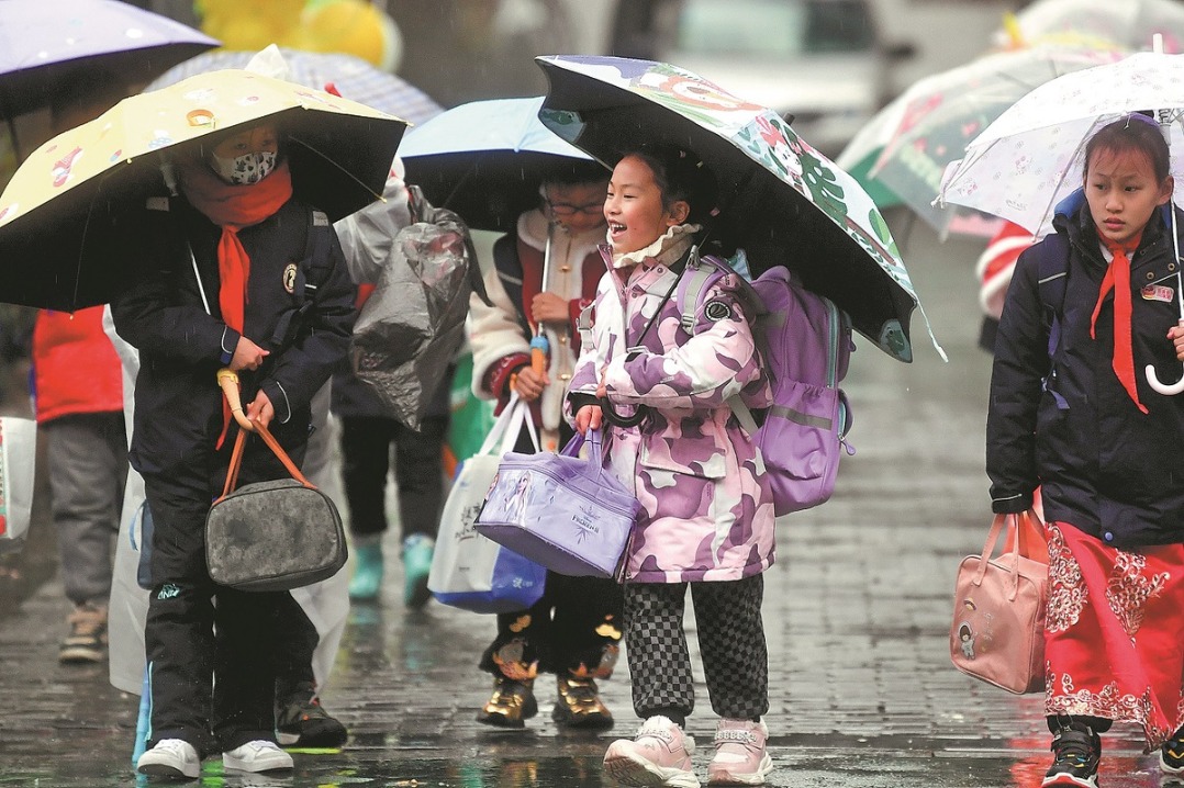 Chengdu introduces two-week holiday homework grace period