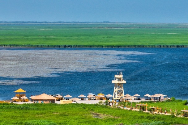Exploring ecological summer landscapes of Xinjiang’s Bosten Lake
