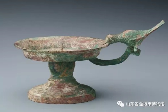 Unique bronze lamp with bird-shaped handle from over 2,000 years ago