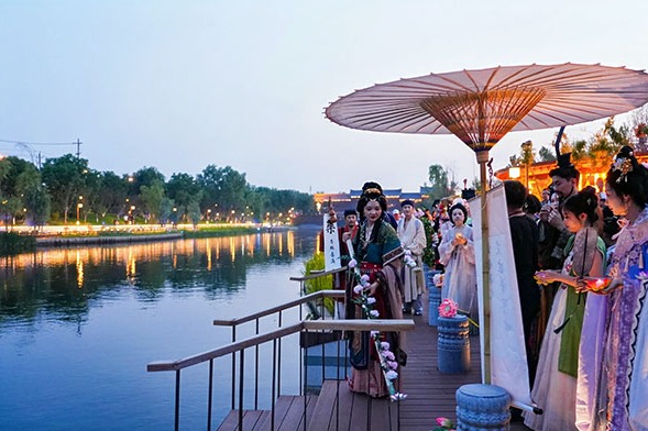 Beijing receives 7.8 million holiday traveler visits