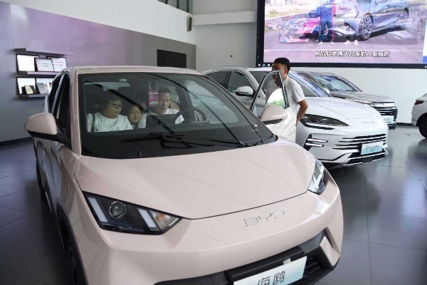 Chinese carmakers zoom ahead abroad