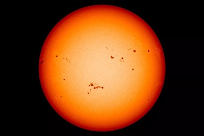 Chinese researchers uncover driving source of umbral waves in sunspots