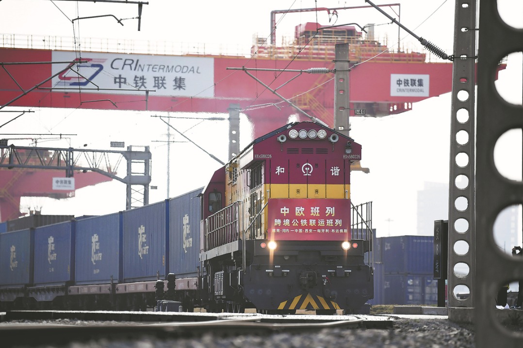 China ready to promote China-Europe freight train services with countries along routes
