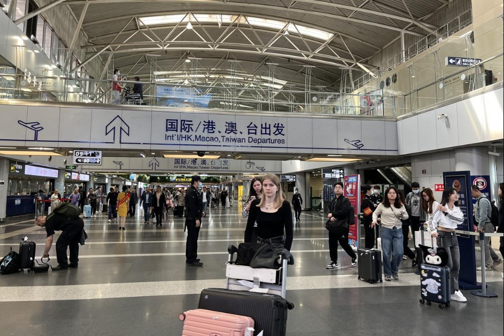 Beijing capital airport sees big jump in international trips