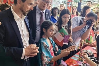 Xi'an's intangible cultural heritage shines at France's Consular Festival