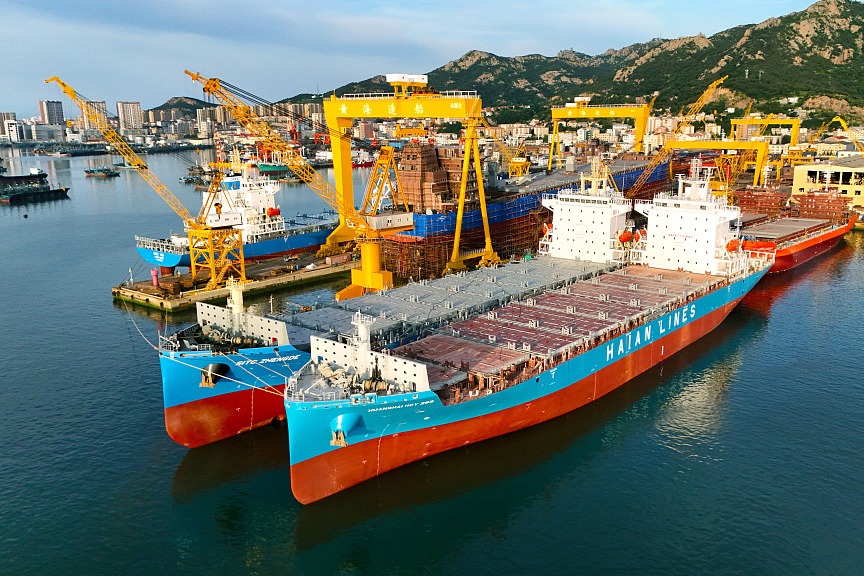 China's shipbuilding sector cements its top global position