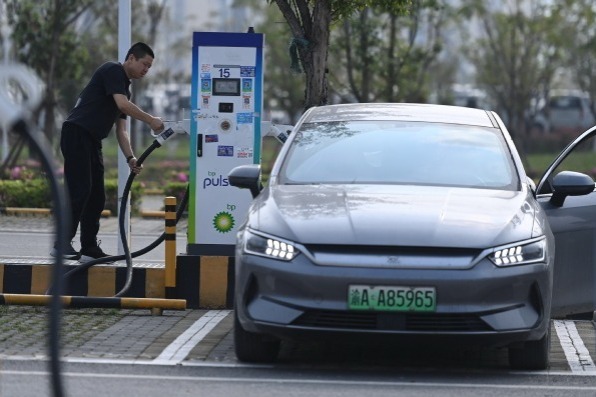 China's booming EV market boosts growth in charging piles