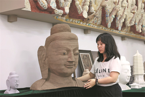 Yungang Grottoes get tech boost