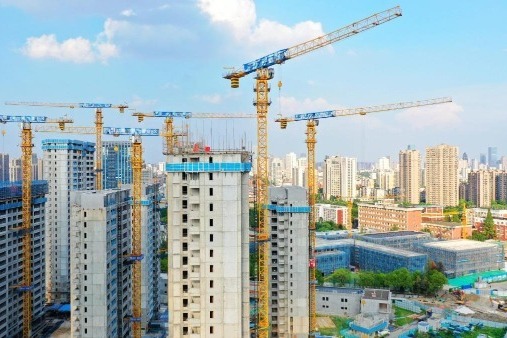 Chinese banks approve 1.4 trillion yuan in financing support for 'white list' property projects